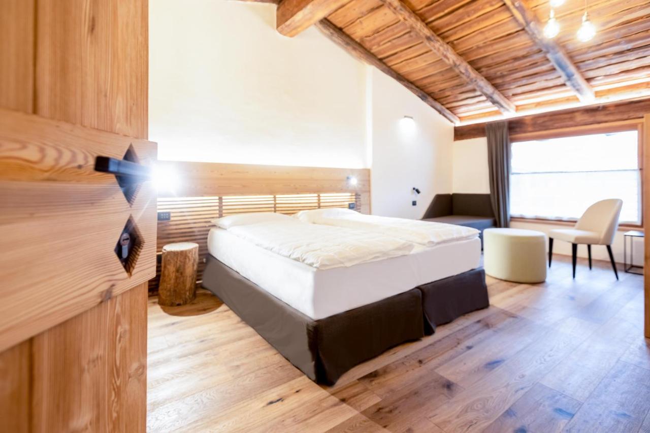 Curt Di Clement Eco Mobility Hotel Tirano Exteriör bild