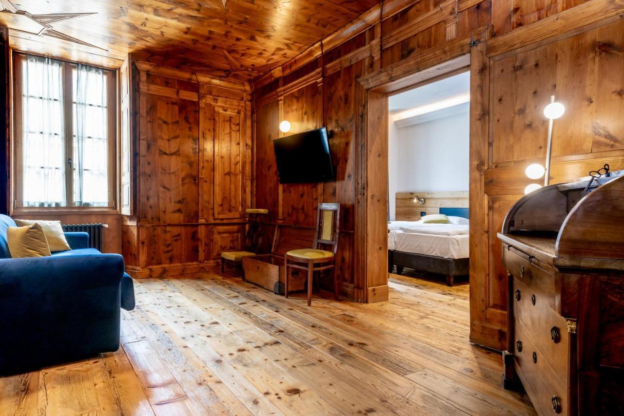 Curt Di Clement Eco Mobility Hotel Tirano Exteriör bild